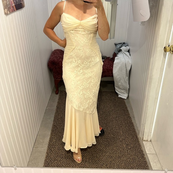 House of CB Felicia Lace Inset Mermaid Gown - Picture 8 of 8